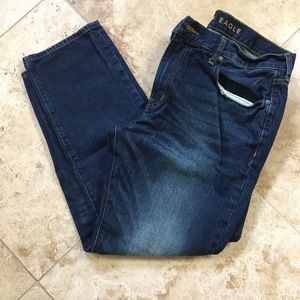 Men’s American eagle slim straight jeans.